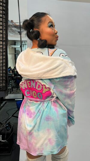 Karen Yu Instagram - New Entrance Bathrobe! Always #ChoosComfy 😴