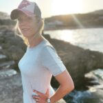 Karen Damen Instagram – Sunset o’clock.. 🌊 ☀️