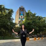 Karen Mok Man-Wai Instagram - 心懷激情，再次站在聚光燈下  [大秀進行] 5.21 預售倒數: 2天 Let The Big Big Show begin! #莫文蔚大秀一场演唱会  #somethingbig #thebigbigshow  #鳥巢 #themasters  #莫文蔚 #KarenMOK