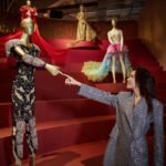 Karen Mok Man-Wai Instagram - 莫后光年終於來到成都✌️ 這次展期超～級～長～沒理由再錯過了吧😉 行程趕緊安排起來！一起打卡 #莫后光年成都站 📸 【時尚迴響｜Melody of Style — 《嘉人 Marie Claire》千禧風尚大展】 【Reign of MOKnificence 莫后．光年 概念展中展】 📅 日期：2024 Jan 31 ~ 2024 May 6 📌 地點：成都市錦江區中紗帽街8號 成都太古里1113C號 Reign of MOKnificence coming to Chengdu🌶️ Visit us from Jan 31 to May 06 at TaikooLi Chengdu💫 👗 @ermannoscervino 💇‍♀️ @derrick_ng 💄 @lingchan_makeup 📸 @janshenphoto #莫后光年#moknificence #MOK30 #MokAByeKitty #KarenMOK #莫文蔚 #莫貓寶貝 #MarieClaire #嘉人時尚迴響大展 #千禧風尚大展 #成都太古里 #chengdu #ReignofMOKnificence