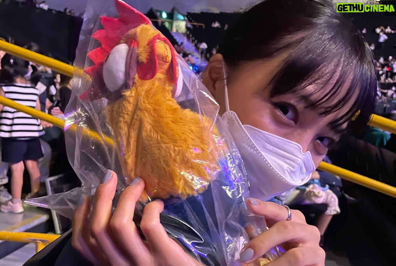 Karen Otomo Instagram - この度、『ディズニー・オン・アイス “Find Your Gift”』 スペシャルサポーターに就任いたしました✨ ディズニーの夢と魔法を全身で感じられる大好きなアイスショーにこのような形で関わることができるなんて、光栄です🙌 スペシャルサポーターという大役と責任持って向き合いながらも、ディズニー・オン・アイスのファンとして、全力で楽しんでいけたらと思います! 全国に広がるGIFTのような時間を、みなさん、一緒に楽しみましょう😊 ※写真の3枚目以降は去年と一昨年のディズニー・オン・アイスのものです!🙇♀️