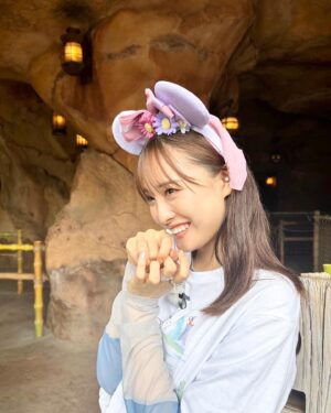 Karen Otomo Instagram - ずっと夢に見ていた世界…
アレンデールもネバーランドも、秘境の塔も、ずっとそこにあったなんて✨
アニメーションのあの世界がそのままで、世界中探してもファンタジースプリングスにしかないものもあって、目の前の景色、全部が魔法のようでした🪄

お久しぶりの王様のブランチ、トレンド部、本日の午後放送（予定）です！
ぜひ、ご覧ください！