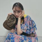 Karen Otomo Instagram - ガールズアワードでした☺︎ まずはtop of the hill。 カジュアルなひらひらワンピと可愛い三つ編み、るん♪