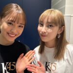 Karen Otomo Instagram – 研音創立45周年イベント✨
皆さんとのお写真、やっと載せられます✌️
久しぶりにお会いできた方。
ずっと会いたかった方。
大好きな皆さんと時間を共有できた、最高の日。
本当はもっともっと、お写真撮らせていただきたかった方もいたのですが、内弁慶なもので、、、😂

それでも、ほんとに、びっくりするくらい

カメラフォルダが幸せなことになってるのでおすそわけー！❤️‍🔥笑