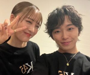 Karen Otomo Instagram - 研音創立45周年イベント✨
皆さんとのお写真、やっと載せられます✌️
久しぶりにお会いできた方。
ずっと会いたかった方。
大好きな皆さんと時間を共有できた、最高の日。
本当はもっともっと、お写真撮らせていただきたかった方もいたのですが、内弁慶なもので、、、😂

それでも、ほんとに、びっくりするくらい

カメラフォルダが幸せなことになってるのでおすそわけー！❤️‍🔥笑