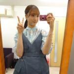 Karen Otomo Instagram - お仕事の合間たち。 先出しのオフすぎショット。 後半何枚かは、今週末の旅サラダのロケの合間。 ラスト6枚目、傘がひっくり返っていても気にしない精神力を身につけた模様。