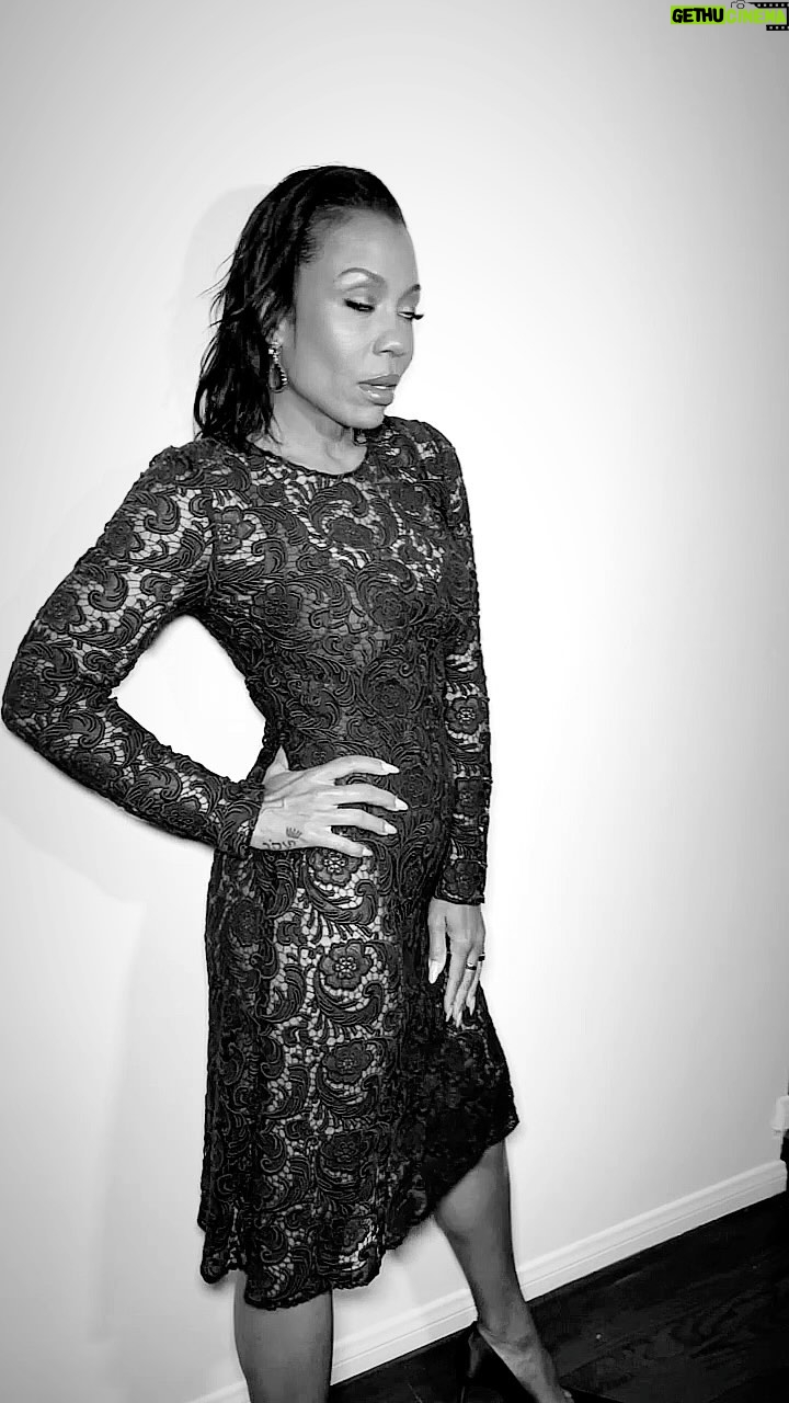 Karen Pittman Instagram - @appletv Emmy Party x @themorningshow ❤️ @albrightfashionlibrary @patriciablack @rachkayy @joomee_song @seanharrismakeup @marciahamilton @prada @gucci @proenzaschouler @alexandervauthier