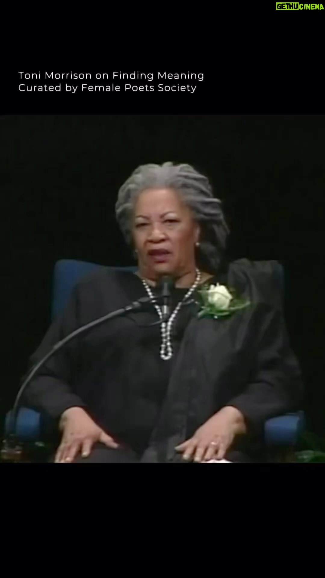 Karen Pittman Instagram - Ending #womenshistorymonth with one of my favorite women of all time. #tonimorrison