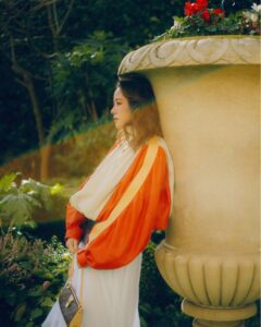 Karena Lam Kar-Yan Instagram - Louis Vuitton SS24 📍Hotel Shangri-La Paris #photo @harrisontsui #makeup @wi11wongofficial #hair @kristywailing #wardrobe @louisvuitton