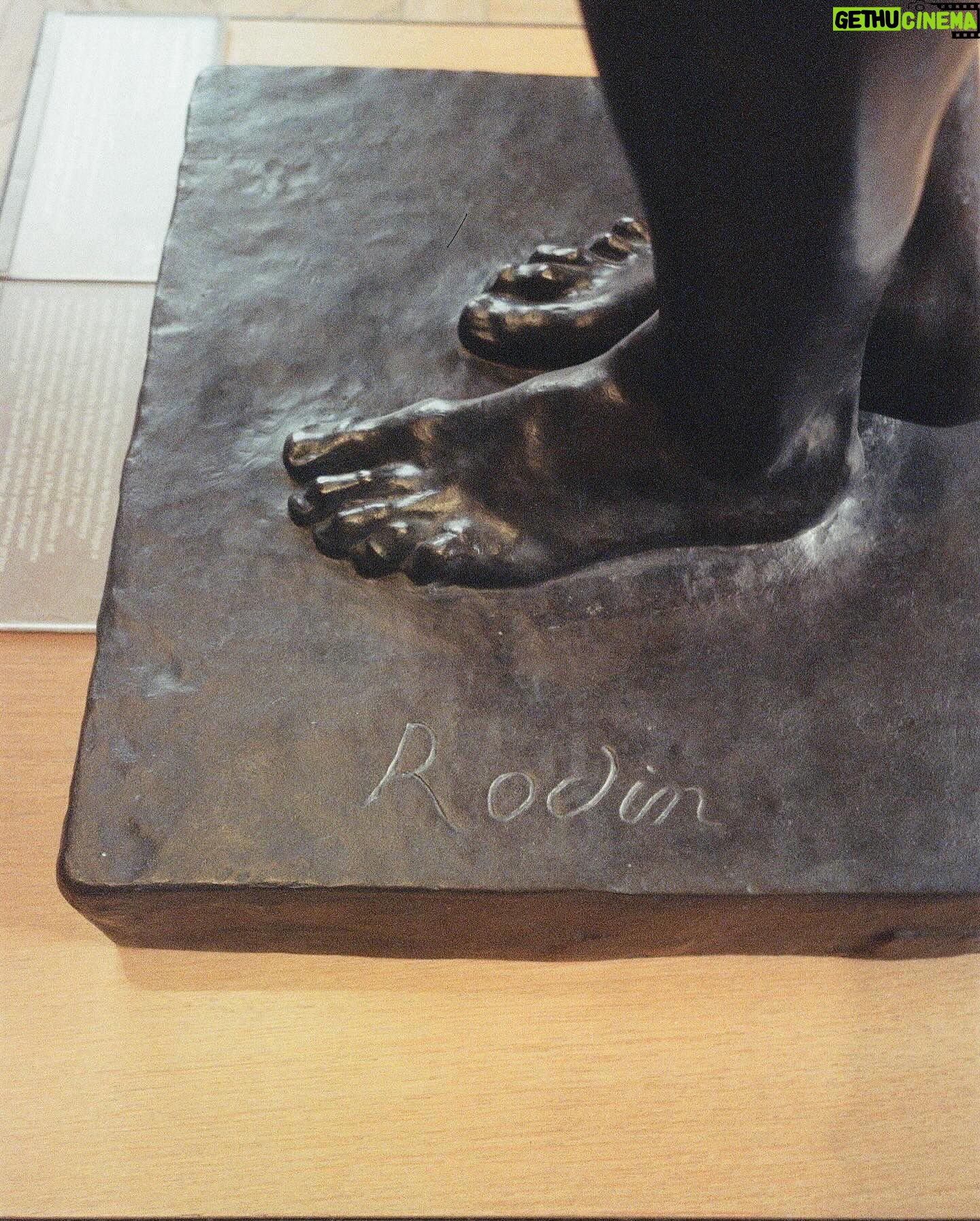 Karena Lam Kar-Yan Instagram - Rodin & Gromley #filmcamera @museerodinparis