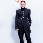 Karena Lam Kar-Yan Instagram - When feeling low, it’s time to dress up. Make it worth while for you. #selflove @louisvuitton @ellehongkong #makeup @wi11wongofficial #hair @kristywailing #TeamKarena @coeicoeicoei @emememolly @mcyyoman