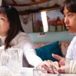 Karena Lam Kar-Yan Instagram - 【「視」關重大】還孩子一片看得見的未來✨ 「如果我人生大多數嘅時間都睇唔到時，我會被冷落，會無法參與，會無法擁有一個正常小朋友應有嘅童年😢……」奧比斯光明大使 @karenalamkayan 戴上眼罩，感受失明兒童嘅黑色世界。 嘉欣早前親身踏足蒙古🇲🇳，考察奧比斯喺蒙古嘅救盲工作👀。大自然為蒙古帶來令人響往嘅美景🌳，但原來因為大自然，蒙古人嘅雙眼需承受更多陽光同大雪帶來嘅紫外線風險🌞；亦因為遊牧民族🐑，佢哋根本無法獲得任何護眼資訊。 每一分鐘都「視」關重大，你同我都可以令世界睇到呢班小朋友🧒🏻👦🏻，令佢地可以睇到呢個世界🌈。 請支持「奧比斯童望之友」每月捐款，還孩子未來一片光明。 https://donationhk.orbis.org/zh-hant/ks-amb-social #奧比斯 #童望之友 #蒙古 #視關重大 Photo Credit: @pwhs