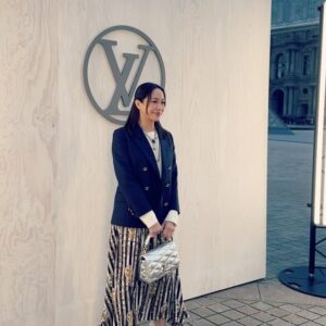 Karena Lam Kar-Yan Instagram - Our Dearest Nicolas @nicolasghesquiere , congratulations on your 10th Anniversary with @louisvuitton! I am mesmerised to see this artistic and bold F/W 24 show. 

Ps: So happy to have @claaragalle seated next to me throughout, such a beautiful being.