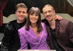 Karima Charni Instagram - Mesdames & messieurs, les finalistes de la #StarAcademy : ⭐️ @julien__lieb & @pierregarniermusique ⭐️

@staracademytf1 @tf1