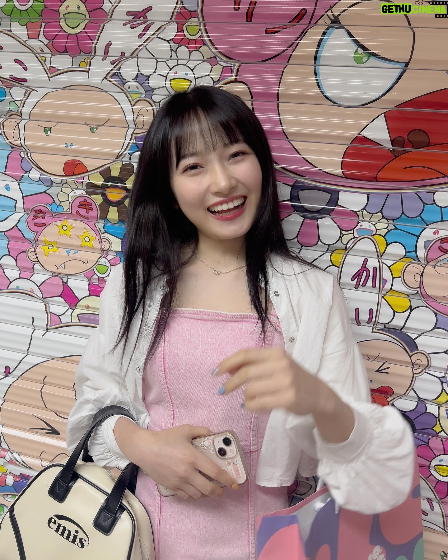 Karin Miyamoto - 8.6K Likes - ♡
@liquem.tokyo さんと @kaikaikikico.ltd 村上隆さんの
コラボアクセサリーイベントに
@chisaki__morito.official ちゃんと行ってきました🥰
めっちゃ素敵な空間でした🥰
#liquem
#アクセサリー
#カイカイキキ
#村上隆 さん
#コラボアクセサリー