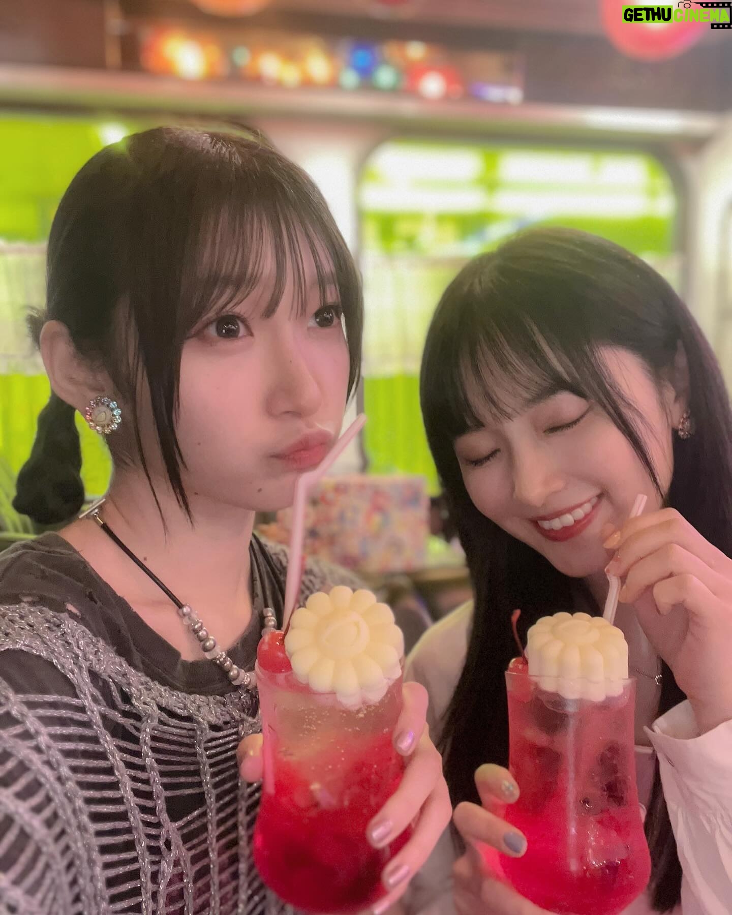 Karin Miyamoto - 8.6K Likes - ♡
@liquem.tokyo さんと @kaikaikikico.ltd 村上隆さんの
コラボアクセサリーイベントに
@chisaki__morito.official ちゃんと行ってきました🥰
めっちゃ素敵な空間でした🥰
#liquem
#アクセサリー
#カイカイキキ
#村上隆 さん
#コラボアクセサリー