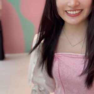 Karin Miyamoto Instagram - K-BEAUTY FES「HELLO,KEAUTY」 に
森戸知沙希ちゃんと行ってきました🥰

気になるアイテムいっぱいで
楽しすぎました🥹

そんでとにかく
森戸知沙希ちゃんが可愛すぎ🥰

また色々写真載せていきます🥰

#韓国コスメ
#楽しかった
#森戸知沙希 ちゃん