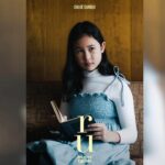 Karine Vanasse Instagram – Le film RU, inspiré du livre de @kimthuylythanh, en première mondiale ce soir au @tiff_net.

Je fais ce métier entre autres pour avoir la chance de côtoyer et de collaborer avec des humains et créateurs comme eux…

@chloedjandji @chantalthuy @jean.bui #PatriceRobitaille @malicorbeilgauvreau 
Credit 📸 : @drowster 

Bravo Kim pour tous ces mots plus grands que nous tous, mais à ta hauteur à toi et de celle de tous ceux qui les ont vécus.

En salle le vendredi 24 novembre. 🎞️

• Réal : Charles-Olivier Michaud
• Scénario : Jacques Davidts
• Production : @amalga.prod @andredupuy