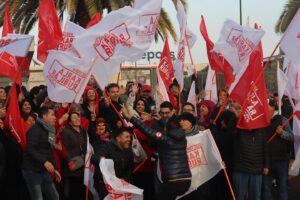 Karla Rubilar Instagram - Hoy iniciamos oficialmente la campaña a primarias para convertirme,si Dios quiere y la voluntad de nuestros vecinos y vecinas de #PuenteAlto, en la primera mujer electa alcaldesa. Continuaremos  con el legado de progreso que ha tenido la comuna en los últimos 20 años y con el mismo sello social de nuestro alcalde @germancodinapowers, pero ahora con fuerza de mujer 💪🏼 ¡Súmate y sigamos #SoñandoAlto!