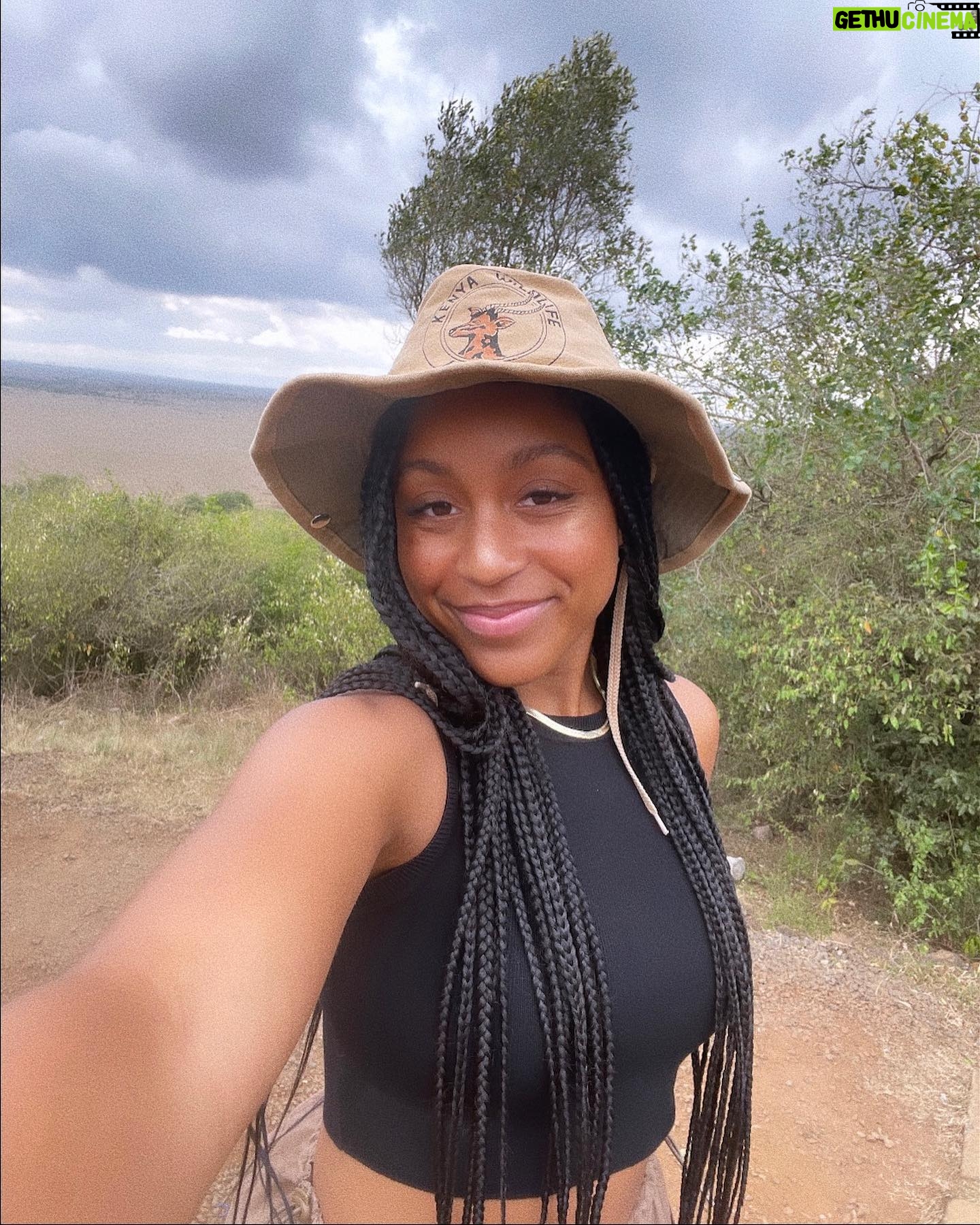 Karma Bridges Instagram - Will forever love to see this world 🇰🇪