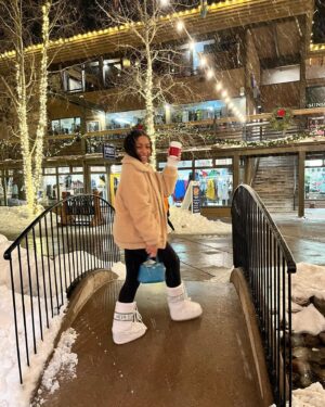 Karma Bridges Instagram - Ended the year with a December to remember <3 wishing us peace, love, unforgettable memories, and so much joy this 2023. Happy New Year💙