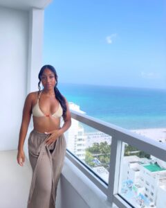 Karma Bridges Instagram - Summer loving
