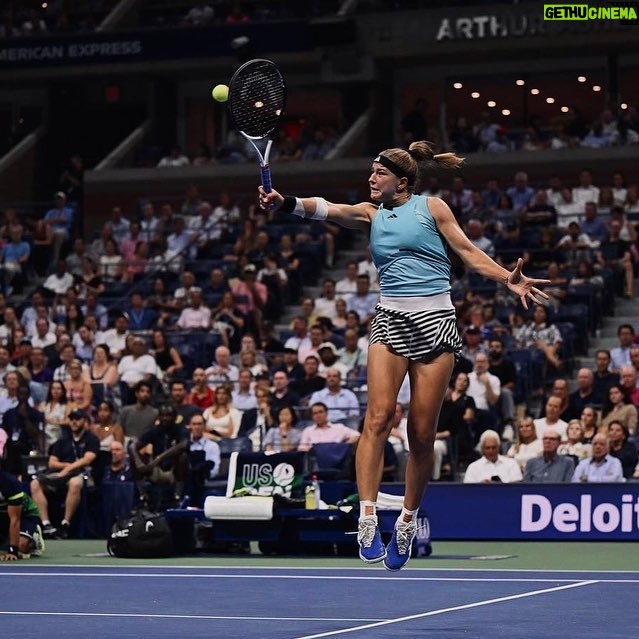 Karolína Muchová - 19.9K Likes - Night match on Arthur Ashe stadium.
It doesn’t get much better than that ✨