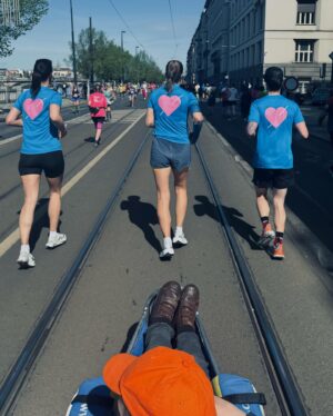 Karolína Muchová Instagram - In Prague, speed was secondary; what mattered was the journey we embarked on together with @rwttc. Our goal transcended personal achievements, aiming to give every child the joy of the race and the liberating rush of the wind. Though the marathon tested our limits, it ended in a triumph of collective will, where every runner, every stride, marked a victory. A memorable half marathon for all, powered by heart. @runczech