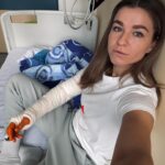 Karolína Muchová Instagram – Wrist upgrade: completed! ✔️ 
Rehab challenge? Accepted. 🎾 
Following my injury at the US Open and an extensive rehabilitation phase, it turned out that a medical intervention was necessary. So here I am, tired and sad, but I know I’ll be okay now. The surgery was successful and I’m gonna do all I can to see you on the court again soon. 💛