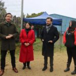 Karol Cariola Instagram - Hoy visitamos al club @ugn_oficial en el sector de Glorias Navales en Viña del Mar junto a @tomascovacich , seremi de Bienes Nacionales y @karolcariolaoliva , presidenta de la Cámara de Diputadas y Diputados para avanzar en gestiones en beneficio de la organización. #UnionGloriasNavales #Deporte #ViñadelMar #Diputado #TomasDeRementeria