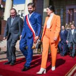 Karol Cariola Instagram - #CuentaPúblicaPresidencial 🇨🇱 Hoy recibimos al Presidente de la República @gabrielboric en el Salón de Honor de nuestro Congreso Nacional junto al @senadorjosegarciaruminot como anfitriones de esta tercera Cuenta Pública del @gobiernodechile ☝🏽 En su discurso, el presidente ha dado cuenta de políticas públicas aprobadas en la Cámara de Diputadas y Diputados y en el Senado, como la Ley de 40 horas laborales, el aumento del Salario Mínimo y la Ley de Pago de Pensiones de Alimentos, que impactan positivamente y de manera directa en la vida cotidiana de las familias de nuestro país. Aún queda mucho por hacer, por eso como Congreso concordamos prioridades en seguridad pública y económica, pero también en materia social. Valoro lo anunciado por el presidente en respuesta a demandas históricas de derechos sociales en materia de salud integral, equidad salarial, pensiones, educación, cuidados, derechos de las mujeres, inicio del sistema nacional de cuidados, entre otros… 📸 Bajo el lente de @pablo_ovalle_isasmendi