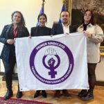 Karol Cariola Instagram - 🔴1ER SINDICATO DE TRABAJADORAS PORTUARIAS DE CHILE 👏🏼 Hoy junto al diputado y presidente de la comisión de Trabajo, @luiscuellodiputado , nos reunimos con la directiva del primer Sindicato de Trabajadoras Portuarias del país y el único de la región de Valparaíso, de la empresa Ultraport. 🌊🚢 👉🏼 Instancia en la que pudimos conocer y escuchar algunas de sus principales demandas, en torno a las dificultades que enfrentan en el sector portuario debido a la discriminación y la falta de capacitaciones en materia de género. Nos pusimos a disposición para trabajar de forma conjunta y poder abordar estas problemáticas desde lo legislativo. 🙌🏼