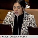 Karol Cariola Instagram - 🔴Fondo de Emergencia por Incendios 📢 Este martes desde la Cámara de @diputadasydiputadoscl despachamos por unanimidad el proyecto de Ley que permite la creación de un Fondo de Emergencia Transitorio por Incendios de 800 mil millones de pesos para enfrentar los efectos y necesidades causadas por los incendios de la V región. 👉🏼 Las necesidades de reconstrucción no solamente están acotadas a la región de Valparaíso, hay regiones que también han tenido otro tipo de catástrofes. Es por eso que hago un llamado a reconsiderar otras medidas de recaudación como el Impuesto a los Súper Ricos, que hoy está en el Senado, para que quienes más tienen pongan de sus recursos para la reconstrucción de nuestro país.
