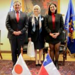 Karol Cariola Instagram - SALUDO PROTOCOLAR EMBAJADORA DE JAPÓN🤝🏼 Junto al vicepresidente Eric Aedo @ericaedojeldres , esta mañana tuvimos el honor de recibir el saludo protocolar de la Embajadora de Japón en Chile, Ito Takako, con quien reafirmamos nuestro compromiso por la cooperación y la integración entre nuestras naciones amigas 🇨🇱🇯🇵