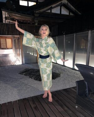 Karolina Benefield Instagram - A frog in a well knows nothing of the sea