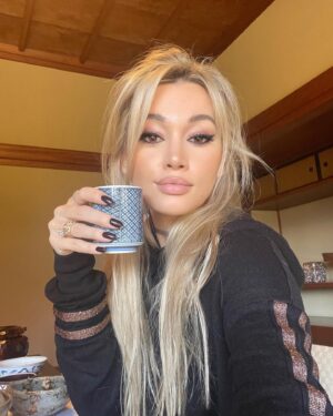 Karolina Benefield Instagram - Morning 🍵