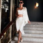 Karolina Muller Instagram – 🤍🤍🤍Saturday Vibes🤍🤍🤍 Where are you heading this Saturday Night??? @bilquis_love @gosia_mayka @gosiablasiak_ @by_catnel 
#karolinamuller #karolinamullerofficial #advertisement #adcampaign #bilquis #bilquislove #wspierampolskiemarki #polskamarka #polskakobieta #celebrity #celebfashion #celebstyle #brandambassador #picstitch #photooftheday #saturdaynight #goodvibes #luxurylifestyle #luxurydesign #silk #madeinpolandwithlove