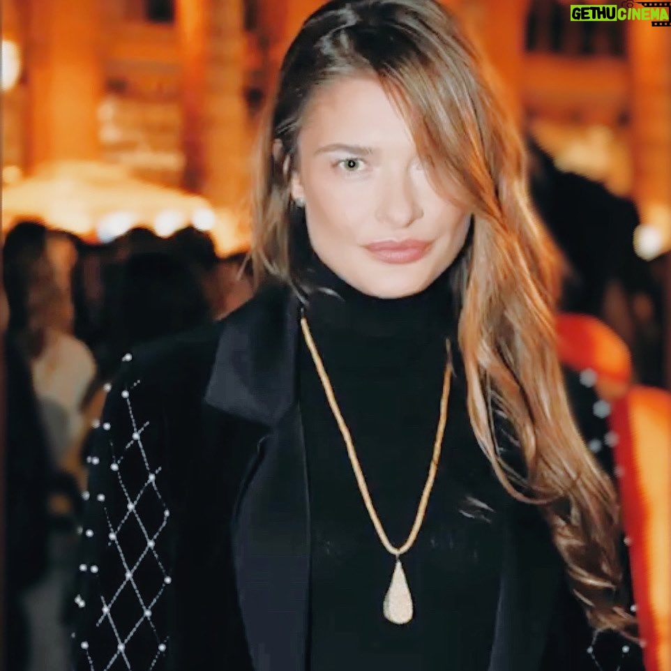 Karolina Muller Instagram - Paris Fashion Week 2021 and a magical night @isabelmarant . . . . . #parisianstyle #paris #parisienne #parisjetaime #parismaville #parisianlife #design #picoftheday #explorepage #lifestyle #entrepreneur #ootd #fashiongram #fashionstyle #fashionable #streetwear #outfitinspiration #fashionista #fashiongoals #streetstyle #fashioninspo #fashiondiaries #fashionlover #outfitoftheday #streetstyle #actor #model #celeb #karolinamuller #karolinamullerofficial @karolinamullerofficial