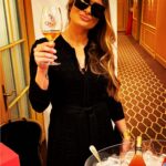 Karolina Muller Instagram – Last Thursday I had a tremendous pleasure of attending a fabulous, luxury fashion event at one of my favorite venues in Geneva, the magnificent Four Seasons Hotel @fsgeneva 
People were swarming in and out enjoying good wine from Contelemar @contelemar while viewing some of the most luxurious fashion brands.
One of my favorites was the Parisian handbag maker Thalie Paris @thalieofficial 
Cheers to the wonderful weekend! 

#luxury #fashion #fashionmodel #fashionstyle #fashionista #fashiondesigner #fashionjewelry #fashionweek #genève #fourseasonsinoneday #fourseasonsgenevahoteldesbergues #celebrity #celebritynews #celebritystyle #actorslife #actorsworld #luxurylifestyle #luxurydesign #luxurylife #luxuryfashion #luxuryfashionstyle #luxuryfashionbrand #actress #superstar #supermodel #actress #model #celebrity #karolinamuller #karolinamullerofficial @karolinamullerofficial