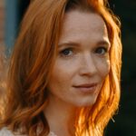 Karoline Herfurth Instagram - Pssst… ich bin das erste und neue Gesicht von @weleda_ag und mega stolz auf diese Zusammenarbeit ❤️ (Werbung) @leenazimmermann @steffiwillmann @iheartdaviddaub @coco.carjell #growtogether