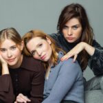 Karoline Herfurth Instagram - ✨einfach mal schöne Momente photobomb 4/4 💕 #einfachmalwasschönesfilm hat den #ernstlubitschpreis bekommen ✨ Photocredit @annewilk @warnerbrosde @hellingerdoll @lilie2apr @christopherfdoll @monyfaessler @l.bosch @gottschila @normatschernau @jasminshakeri @emilia.schuele @milenatscharntke @friedrichmuecke @joachimkrolofficial @dilaraaylin.zm @aaronaltaras @melika_foroutan_ @knauprecords @mona.pirzad @lena_stahl_official @kathiangerer_official @benlitwinschuh @linusbade @nicostank @frederic.linkemann.official @waulpalther @elzemarieke_de_vos @coco.carjell @carolinkarnuth_official #maxibrückner #martinagedeck @francis3000 @victor.kadam @noahjoelkraus