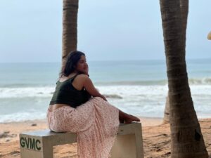 Karthika Muralidharan Instagram - 🌊🌊🌊