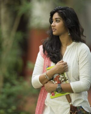 Karthika Muralidharan Instagram - This May 6th marks 6 years of Comrade In America.
6 years of Ajipan and Sarah
6 years of Sarah Mary Kurien ninnik keralthe pillaere ariyilla 

A film that was a blessing in every way. 
Right from the audition for ‘a malayalam film’ to working with Amal sir (!!!) , sharing the screen with Dulquer (!!!!!), Being an Actor . 
This film gave me a family , friends and a community that still cares for me even today and I am soo soo grateful for you everyday. 

Thankyou for your love ❤️ 
Sarah Mary Kurien