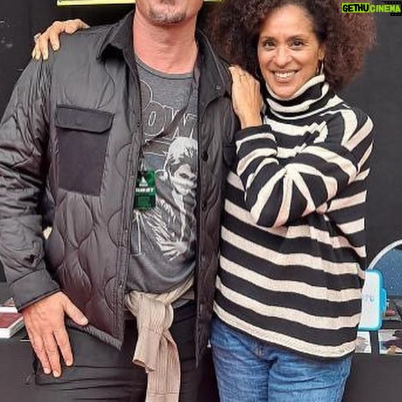 Karyn Parsons Instagram - Thank you, @comicconbrussels for giving me another opportunity to visit this beautiful city and connect with the lovely people there! I also got a chance to meet and spend time with new friends, as well as finally reconnect with my girl @girl_boss_xoxoxo ! 😘 @liam.j.mcintyre , @kennjitsu, #johnrhysdavies, @lukaperosofficial 🇧🇪 ✍🏽🦹🏽♂️🧝♀️💕