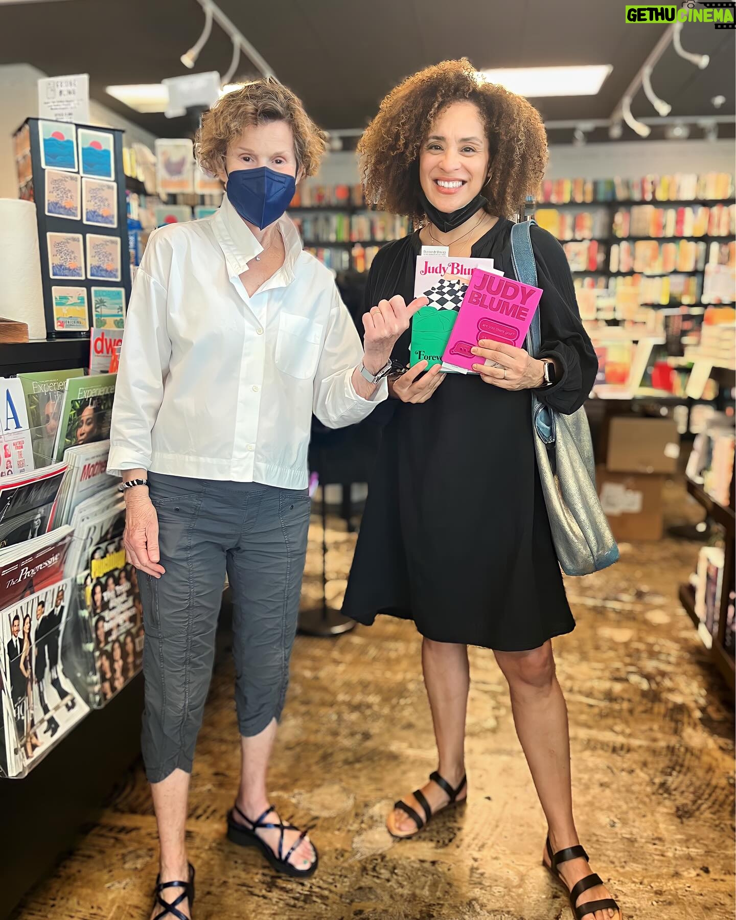 Karyn Parsons Instagram - Key West! π΄π Thank you for giving me the chance to meet and spend time with one of my writing heroes, and to visit the home and writing space of another. (I spent the entire day reeling after meeting #JudyBlume! Iβm cheesing so hard in the picture! π€£) #JudyBlume #ErnestHemingway #BooksandBooks #HemingwayHome #keywest