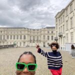 Karyn Parsons Instagram - Thank you, @comicconbrussels for giving me another opportunity to visit this beautiful city and connect with the lovely people there! I also got a chance to meet and spend time with new friends, as well as finally reconnect with my girl @girl_boss_xoxoxo ! 😘 @liam.j.mcintyre , @kennjitsu, #johnrhysdavies, @lukaperosofficial 🇧🇪 ✍🏽🦹🏽‍♂️🧝‍♀️💕