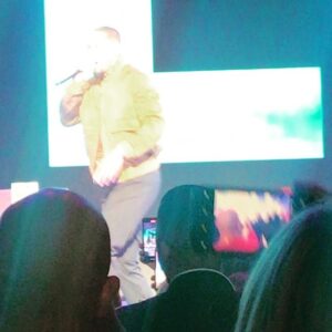Karyn Parsons Instagram - What a night! Celebrating @willsmith and the launch of #willthebook ! Moderated by @officialspikelee , Will made me cry w/some of the intimate and revealing shares from the book😭. But then he rapped! ... and @djjazzyjeff showed!
So much fun w/my girl, @glowmaven ! Got to play with my tv mom, #JanetHubert!... fun all around! Thx, Will! 😘