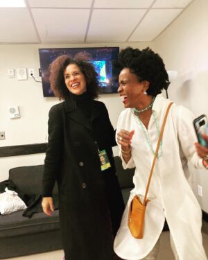 Karyn Parsons Instagram - What a night! Celebrating @willsmith and the launch of #willthebook ! Moderated by @officialspikelee , Will made me cry w/some of the intimate and revealing shares from the book😭. But then he rapped! ... and @djjazzyjeff showed!
So much fun w/my girl, @glowmaven ! Got to play with my tv mom, #JanetHubert!... fun all around! Thx, Will! 😘