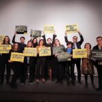 Kasia Smutniak Instagram - Grazie Bisceglie ! Ieri , una giornata piena di emozioni . Grazie alle scuole IISS G. Dell’Olio di Bisceglie, IISS Cosmai A chi ha organizzato questa serie di incontri #MURonTUR @politeamabisceglie @fidapabpwbisceglie 🙏🙏🙏 @davsette per aver moderato i dibattiti con la passione e l’entusiasmo A @mariarita.gentile.82 per aver messo insieme tutte queste persone e aver ‘ compiuto il fatto ‘ ❤️✊ @amnesty_bisceglie è lo straordinario gruppo di volontari ✊ #refugeeswelcome Infine , in pubblico di Bisceglie, per un dibattito pieno di ‘cose’ ( lacrime e gioia 🥹) . La vostra passione per il cinema e la lettura è una cosa rara e preziosa . Non vedo l’ora di tornare ! #MUR @fandango_official @ziamare