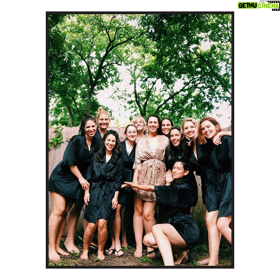 Kassandra Clementi Instagram - My lizzy lizard - you are, by far, one of the greatest reasons to celebrate and celebrating your love is even greater 👰🏻🤵🏻 @brookealdavies @arealcasanova #casanovathemoon #brookegetsbatched #lizard
